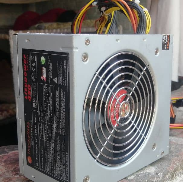 Thermaltake Litepower 450W 

Power supply 1