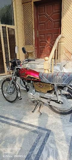 Honda 125 GOLD EDITION 2024