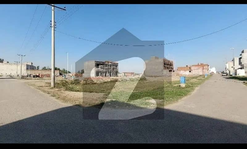 10 marla plot for sale in paragon city lahore 2