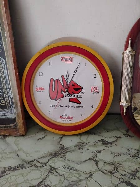 4 Wall clock khrab hen 1