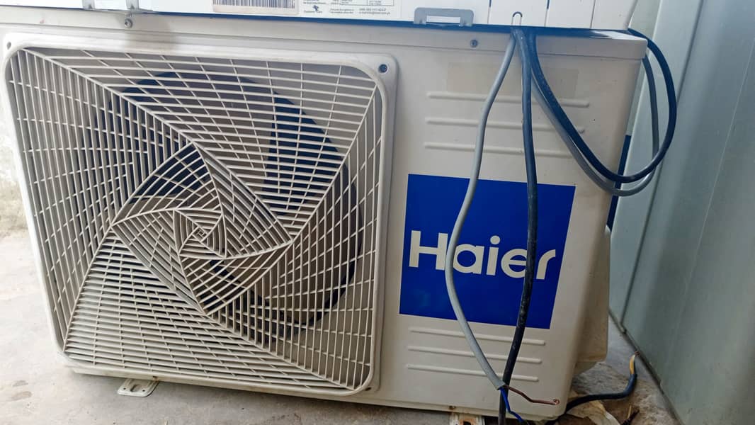 Haier 1 Ton D. C inveter 1