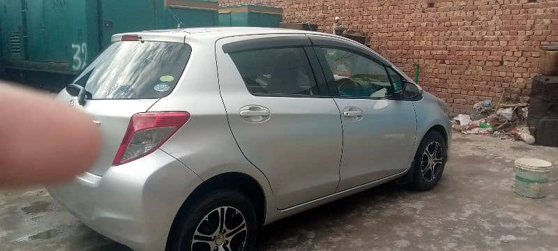 Toyota Vitz 2016 3