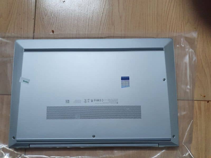 Hp EliteBook 840 G7

• 10th Gen Core i5-10 Generation 16GB 256 GB SSD 6