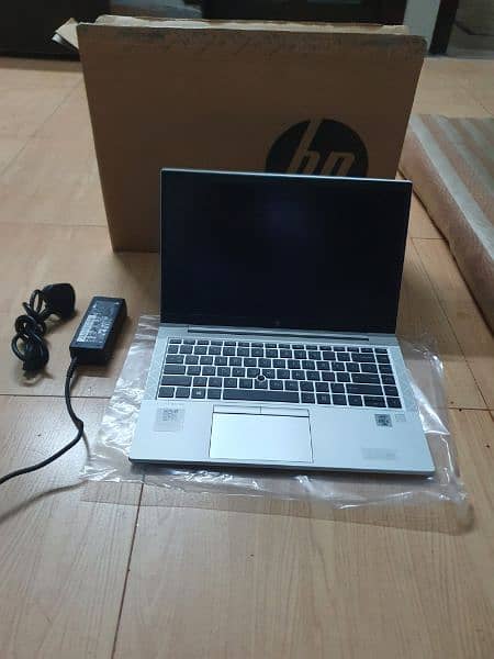 Hp EliteBook 840 G7

• 10th Gen Core i5-10 Generation 16GB 256 GB SSD 7