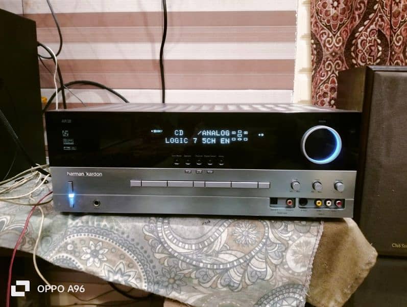 HARMON KARDON MODEL AVR 330 1