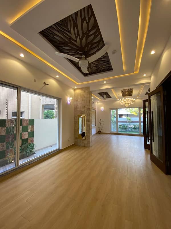 DHA Phase 6 10 Marla Most Beautiful House Central Location House For Sale 2