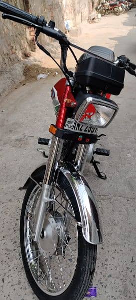 Honda CG 125, 2023 MODEL  10/10 condition All Accessories Available 2