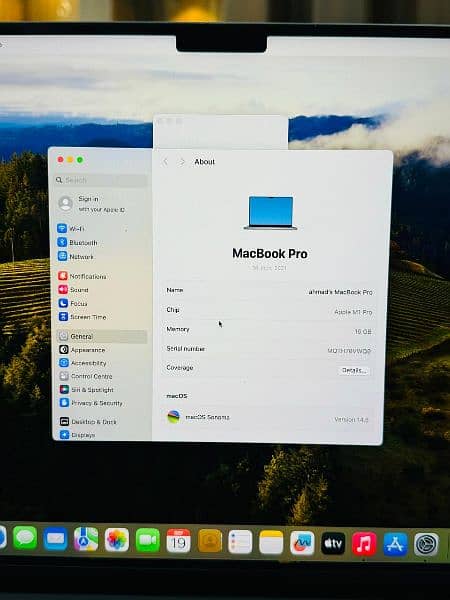 Mac Book Pro M1 chip 4