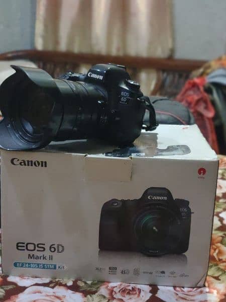 canon 6d markii with 24 70 2.8g2 lens 0