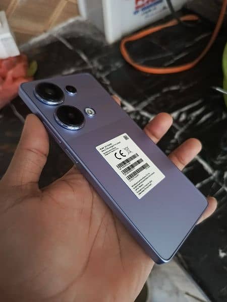 Redmi note 13 pro box open 8/256 11 months worantyy can't 03153422812 3