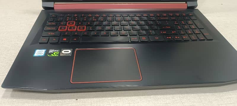 Acer Nitro ci5 8th gen with GTX 1050ti 4gb GPU 0