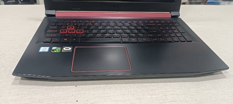 Acer Nitro ci5 8th gen with GTX 1050ti 4gb GPU 1