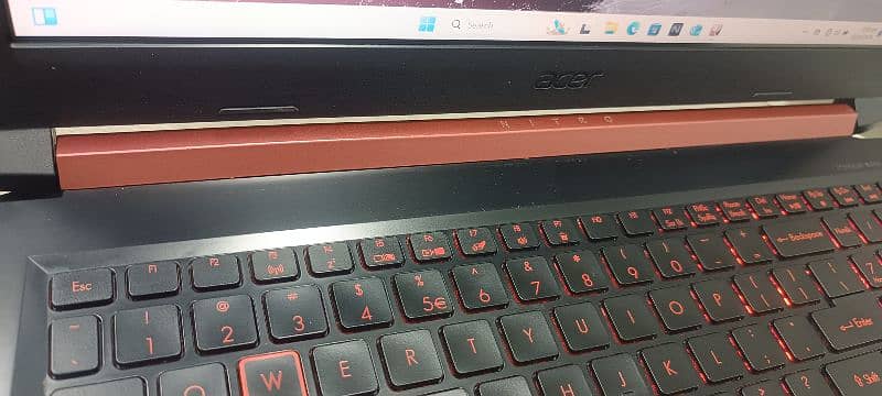 Acer Nitro ci5 8th gen with GTX 1050ti 4gb GPU 7