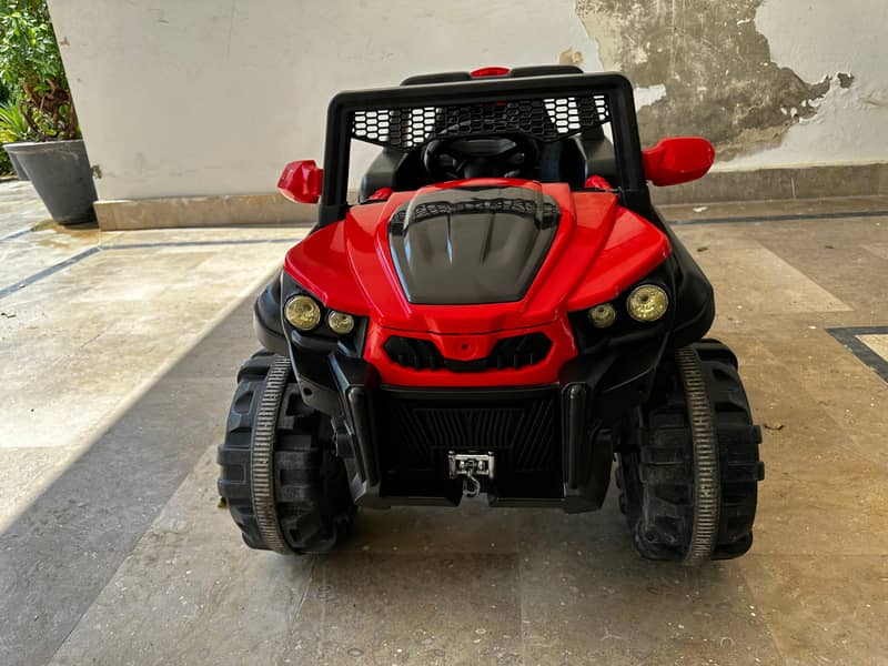 Chargeable jeep with remote easy to drive 5