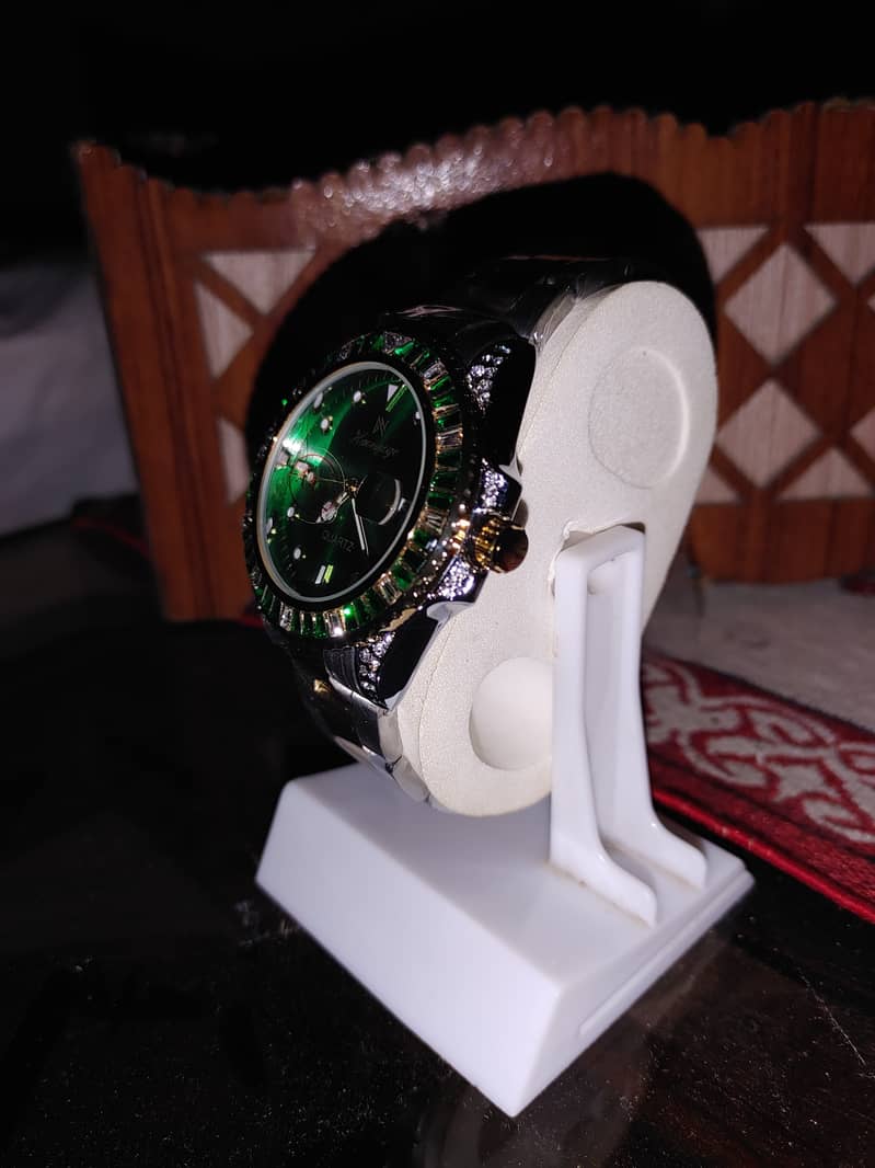 Green Beauty Iced Watch 2