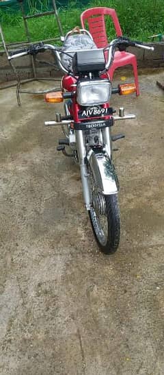 Honda CD70 cc 2021 model urgent sale WhatsApp 03/28/75/24/88/4 0