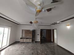 1 Kanal 1st Floor Upper Portion Available For Rent In IEP Sector B