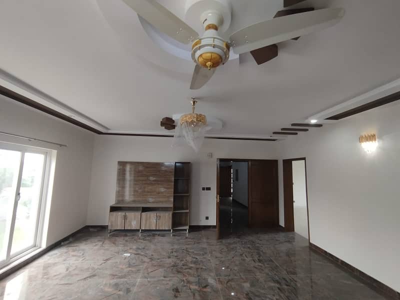 1 Kanal 1st Floor Upper Portion Available For Rent In IEP Sector B 0