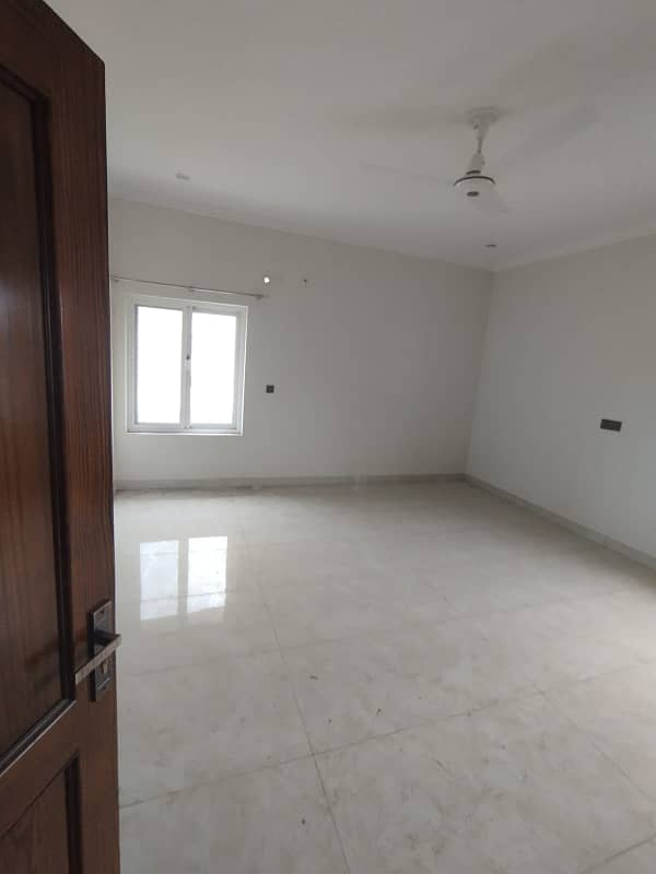 1 Kanal 1st Floor Upper Portion Available For Rent In IEP Sector B 6