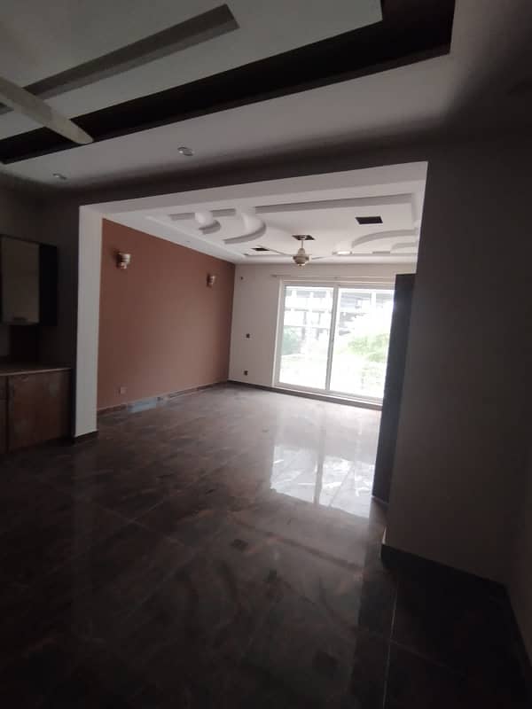 1 Kanal 1st Floor Upper Portion Available For Rent In IEP Sector B 12