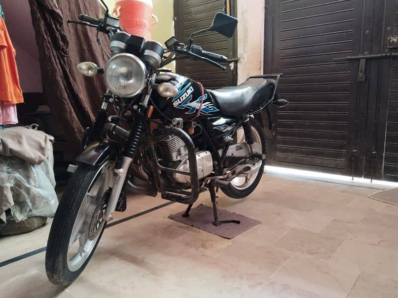 Suzuki GS 150 SE Model August 2022 Urgent for Sale 12