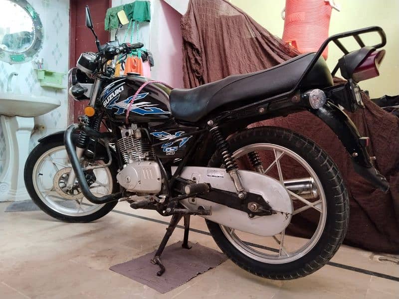 Suzuki GS 150 SE Model August 2022 Urgent for Sale 14