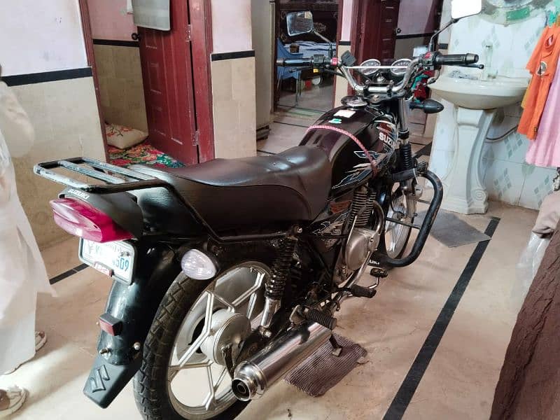 Suzuki GS 150 SE Model August 2022 Urgent for Sale 18