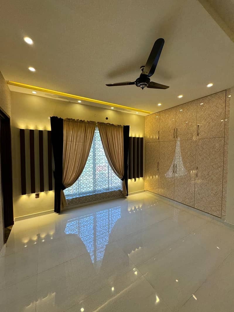 10 Marla Brand New House Available For Sale In Bahria Town Sector E Lahore 20