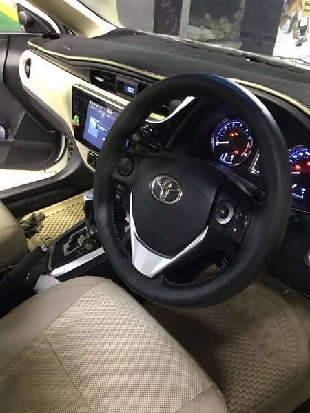 Toyota Altis Grande 2018 (03303796813) 6