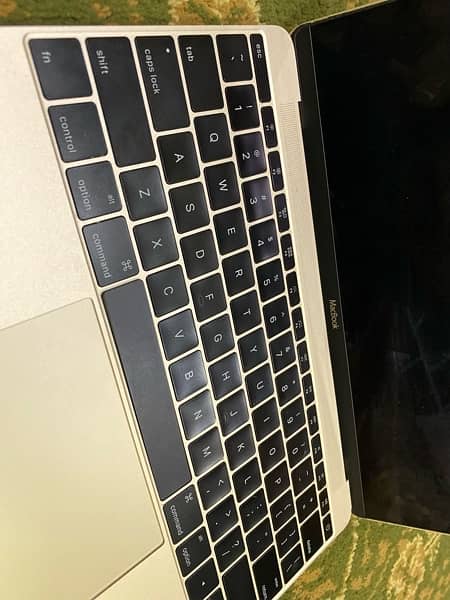 Macbook Retina 12inch Early 2015 2