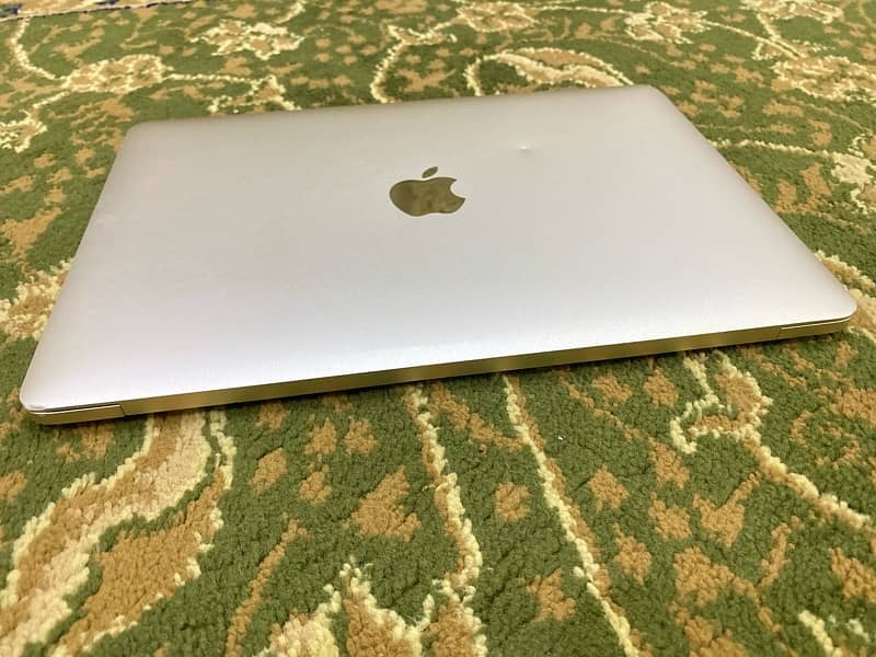 Macbook Retina 12inch Early 2015 4