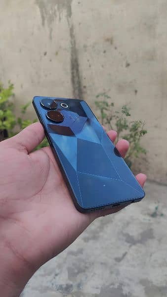 TECNO CAMON 20 1