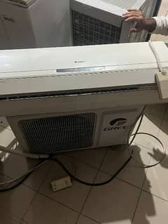 2 split ac like new Kenwood & gree