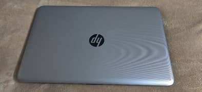 Laptop HP Amd A10 7th gen radeon R5 graphic card