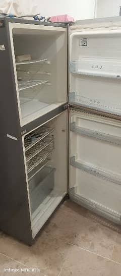 hair refrigerator 2 year used