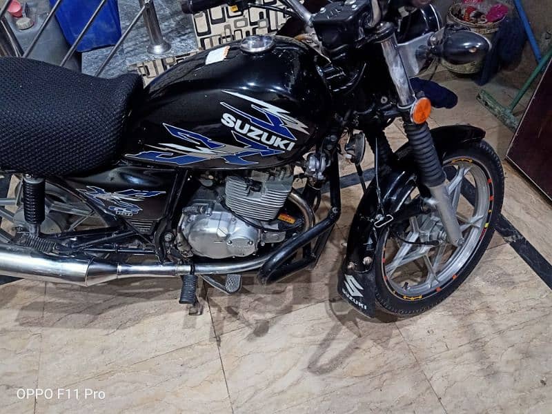 Suzuki Gs 150 1