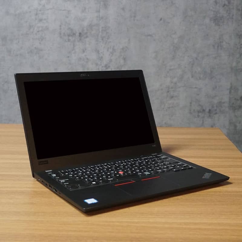 Lenovo x280 Core i5 8th Generation  8gb RAM  256gb SSD 3