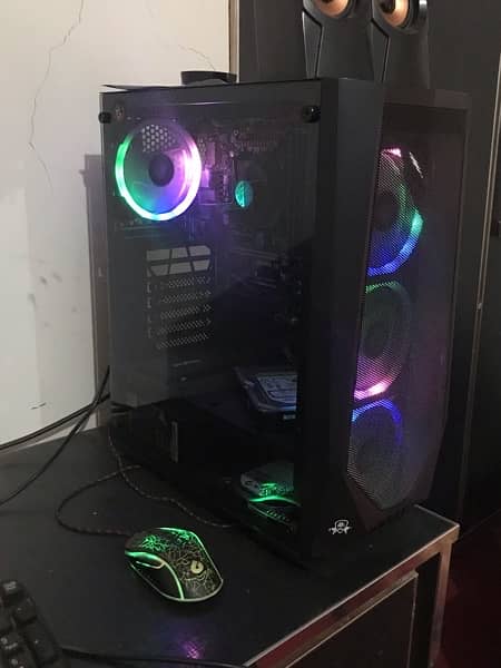 i5 4th gen gaming pc with 22" borderless led 2