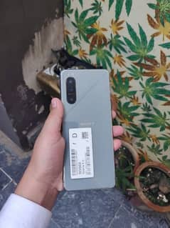 SONY XPERIA 5 MARK 2 FRONT CRACK BUT WATER PACK 10/9