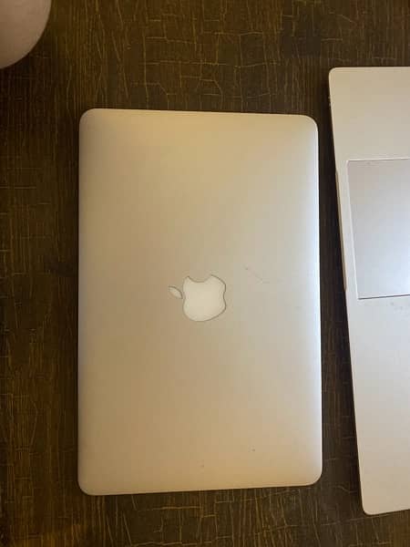 MacBook Air 2014 11” 0