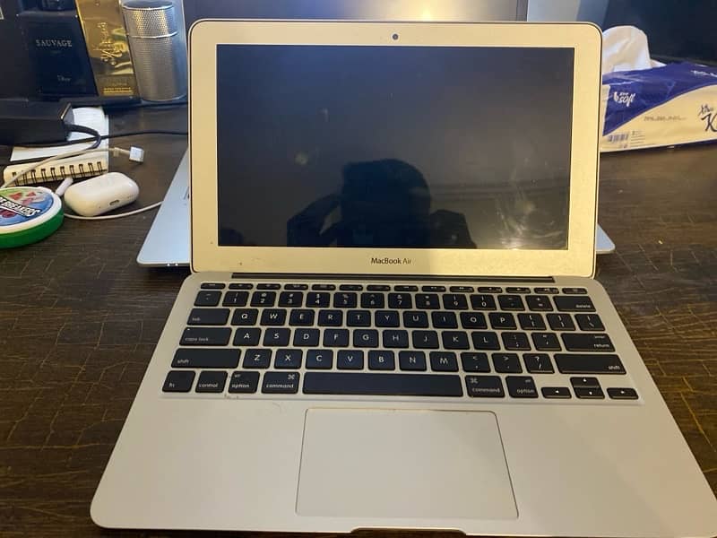 MacBook Air 2014 11” 1