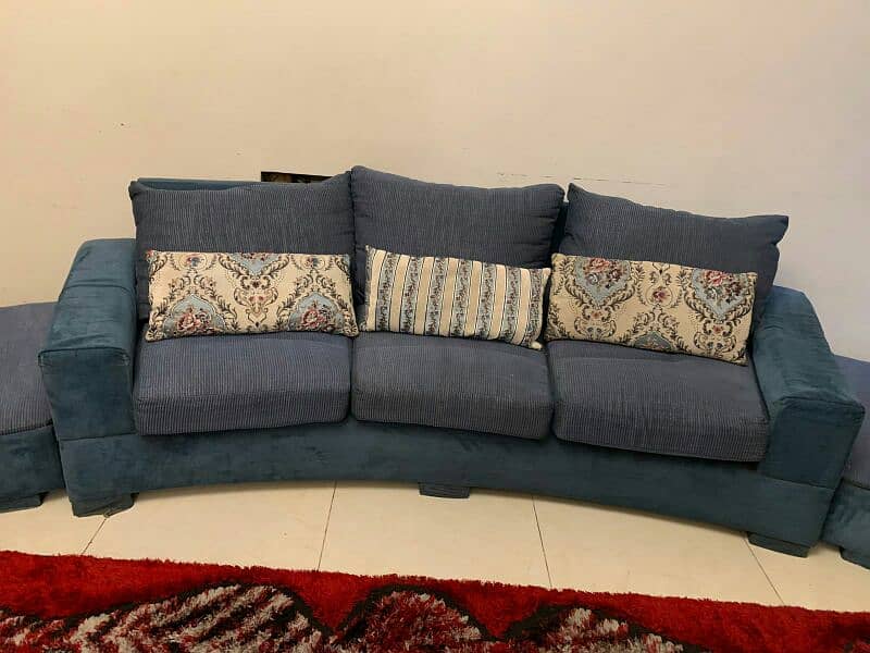 Sofa set with 4 side tables and center table. 1