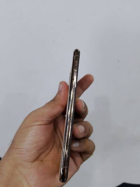 iphone 11pro pta 4