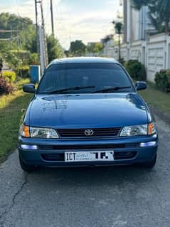 Toyota Corolla XE 2001