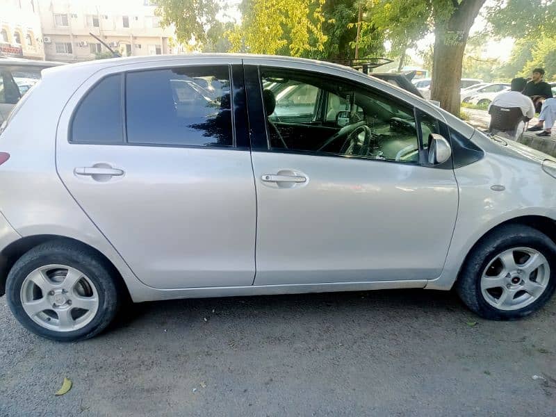 Toyota Vitz 2005 1