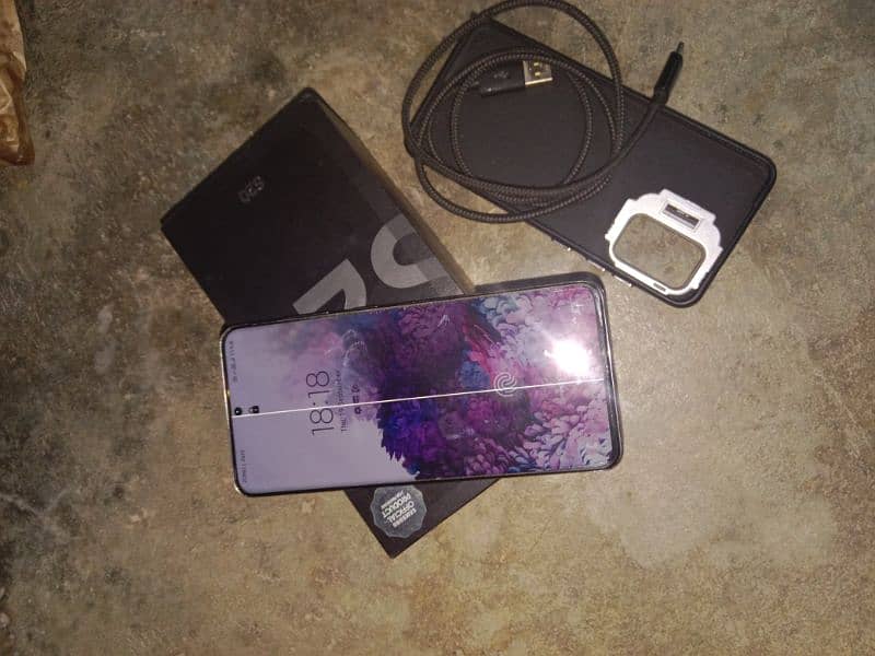 Samsung s20 5g 8gb 128gb contact my WhatsApp 0316.336. 55.41 6