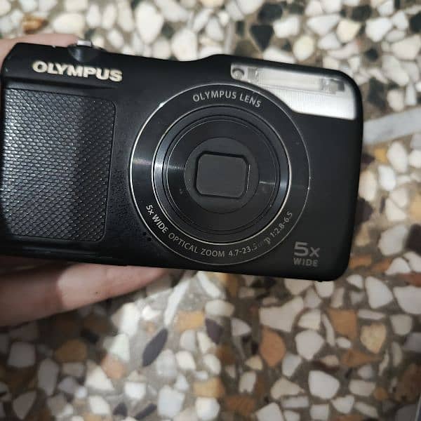 Olympus lens camera 5xwide 1