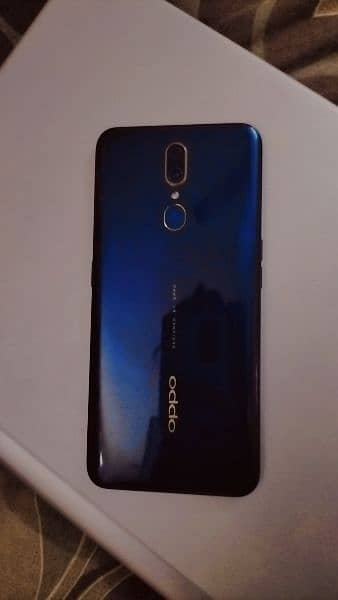 Oppo F11 3