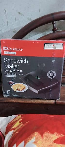 sandwich maker . dawlance 4