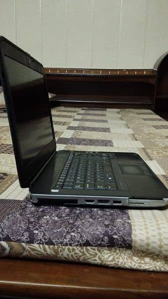 Dell latitude core i5 3rd generation with sata ssd 1